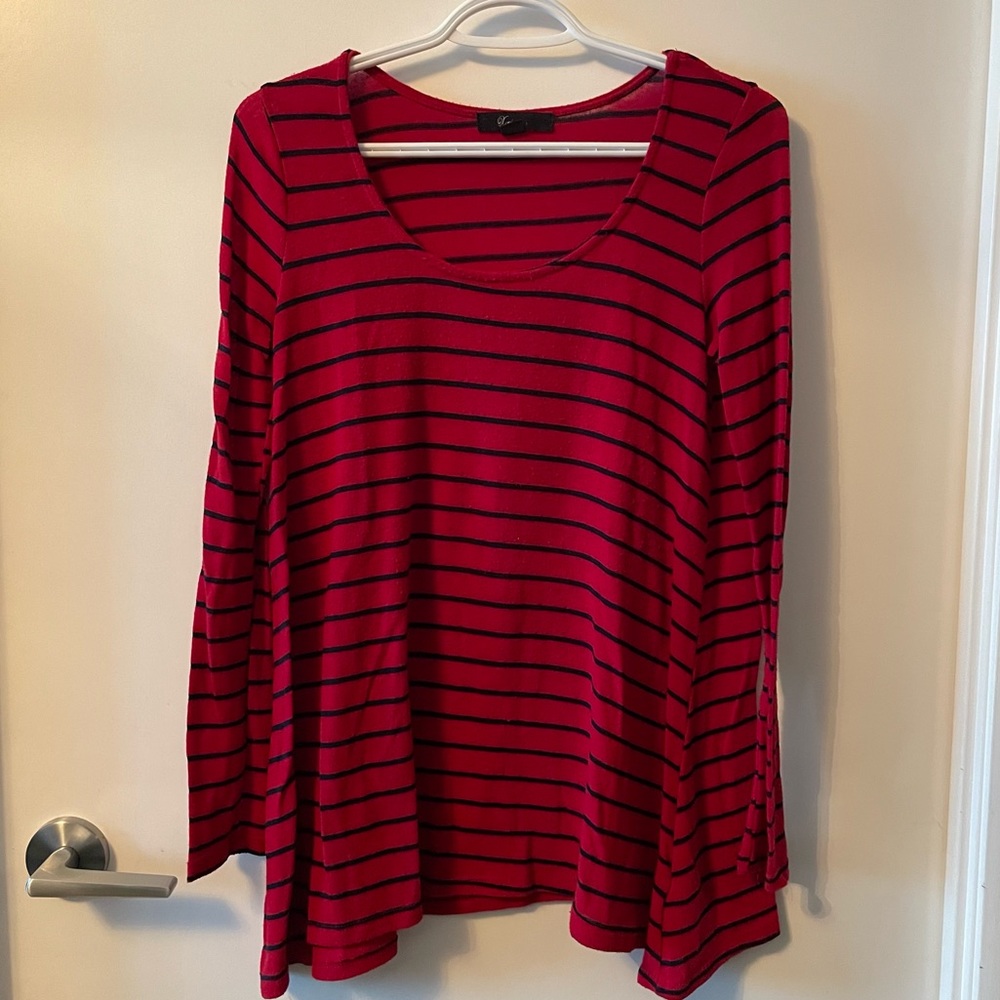🛍3 for $25🛍 Forever 21 Red Striped Loose Flowing Top